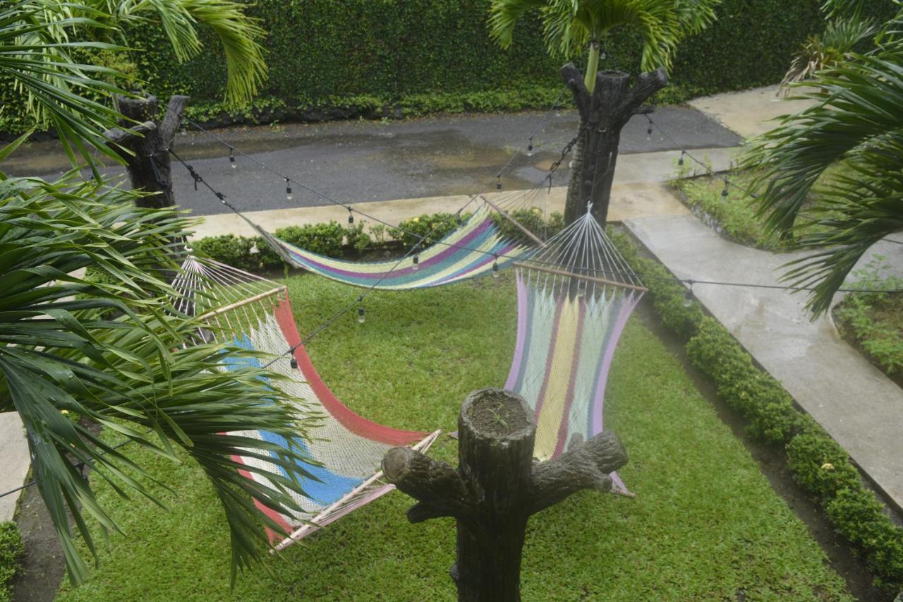 La Fortuna Backpackers Resort Eksteriør bilde