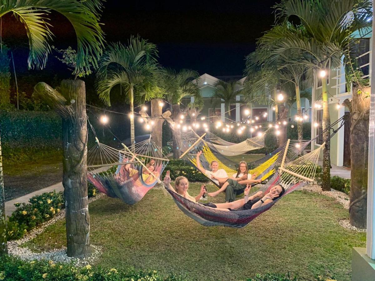 La Fortuna Backpackers Resort Eksteriør bilde